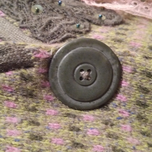 Sigrid Olsen L Lightweight Sweater Snap/Buttons Roses Lace Embellished - Picture 7 of 16